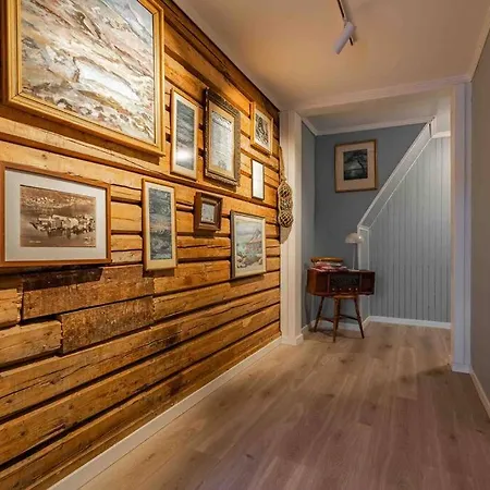 Fishermans House - Mountain & Seaview *