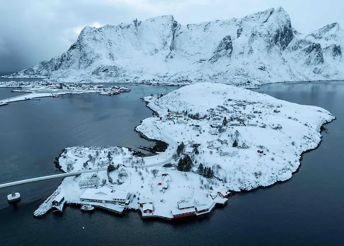 Fishermans House - Mountain & Seaview Tatil Evi Reine