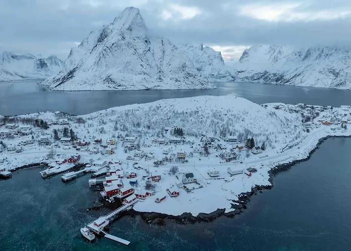 Fishermans House - Mountain & Seaview Tatil Evi Reine