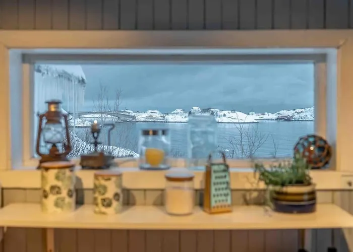 Fishermans House - Mountain & Seaview Reine