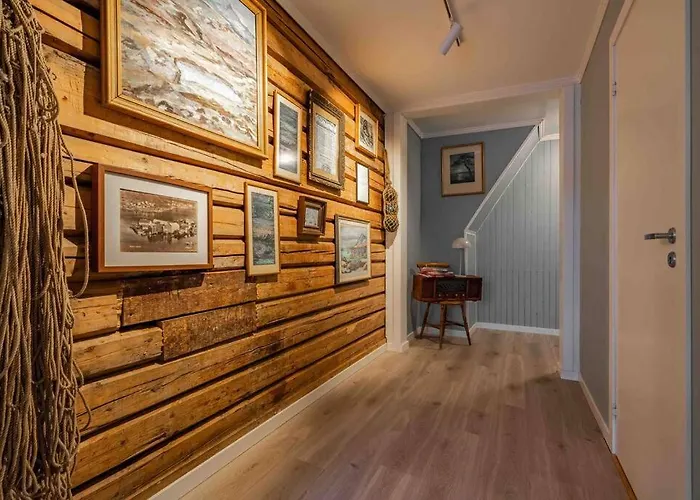 Fishermans House - Mountain & Seaview *