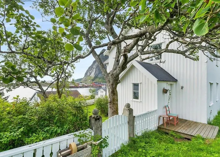 Fishermans House - Mountain & Seaview *